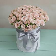 Цветочная композиция из Розы в шляпной коробке в Калиновке