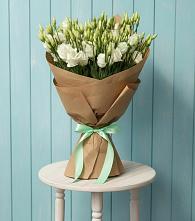 Букет цветов из:  Лизиантусы в Калиновке